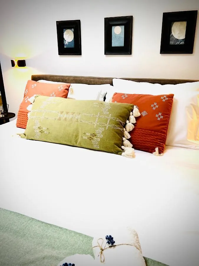 Lucentum Bed and Breakfast Prato  0*, Prato (Prato)