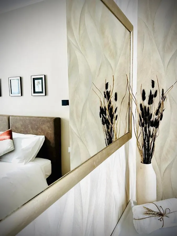 Lucentum Bed and Breakfast Prato  Bed & Breakfast