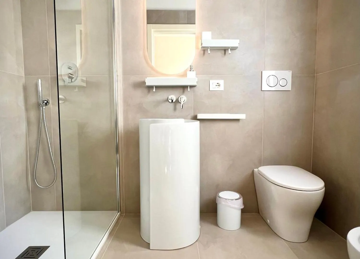 Lucentum Bed and Breakfast Prato  Bed & Breakfast Prato (Prato)